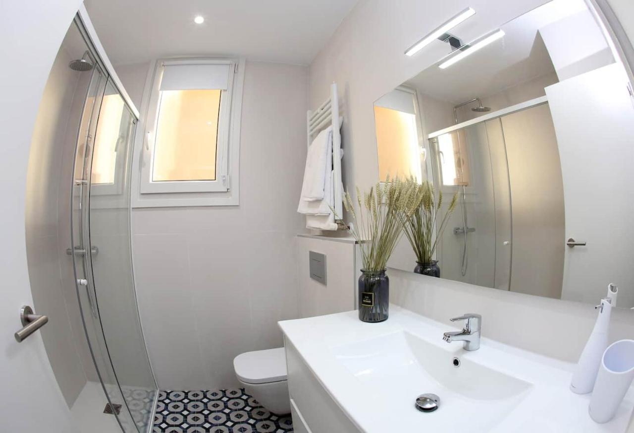 Piso Reformado A 2 Min Del Casco Viejo Con Garaje Gratis Apartment Bilbao Exterior photo